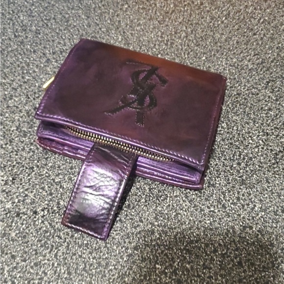 Ysl Wallet - Picture 12 of 13
